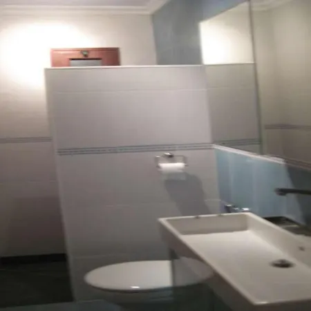Апартаменты Puerto Del Carmen Sleeps 4 Pool Wifi