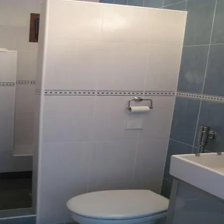 Апартаменты Puerto Del Carmen Sleeps 4 Pool Wifi
